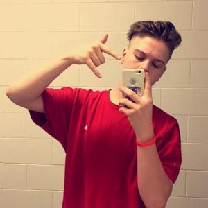 Meet your Posher, Christian